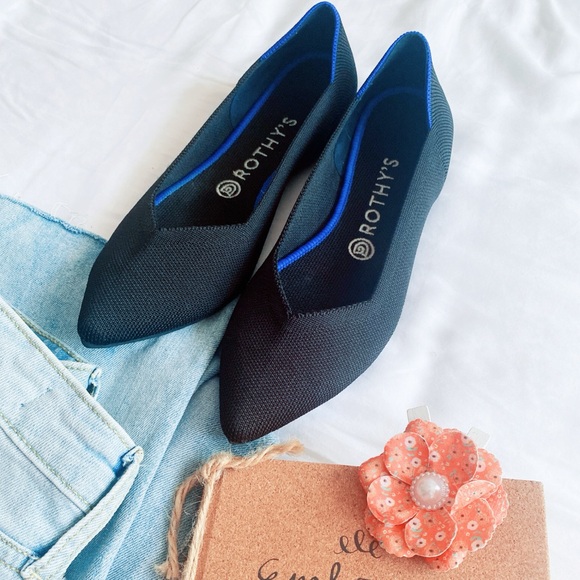 Rothy’s pointed black flats - Picture 1 of 10